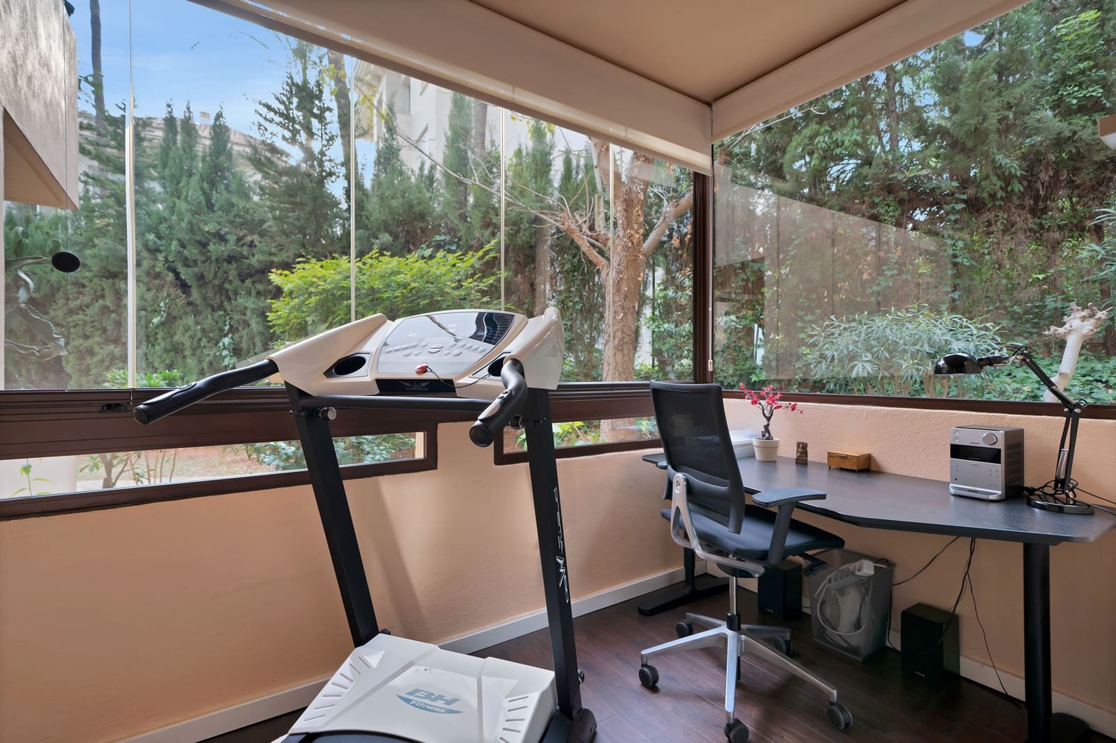 3 soveværelse Lejlighed til salg i Marbella med swimmingpool - € 750.000 (Ref: 8610038)