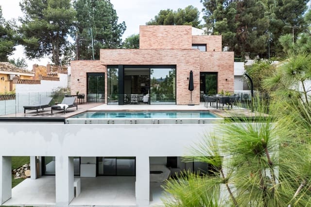 4 makuuhuone Omakotitalo myytävänä paikassa El Atabal, Málaga kaupunki mukana uima-altaan - 2 500 000 € (Ref: 8610287)