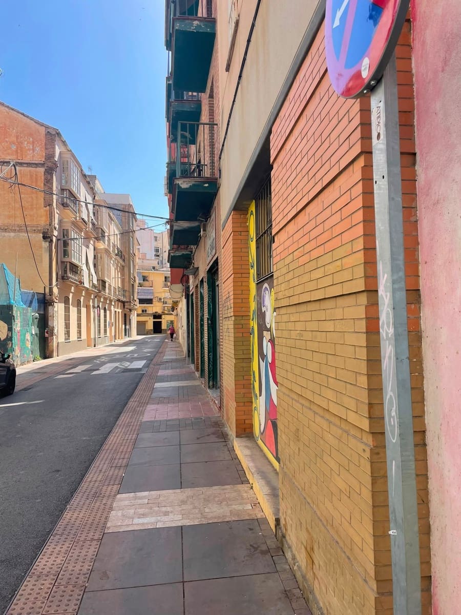 Townhouse for sale in Malaga city - € 890,000 (Ref: 8611874)