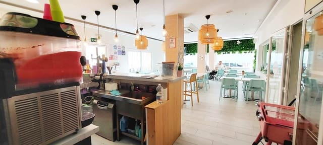 Commercial for sale in Zona Puerto Deportivo, Fuengirola - € 1,350,000 (Ref: 8619247)