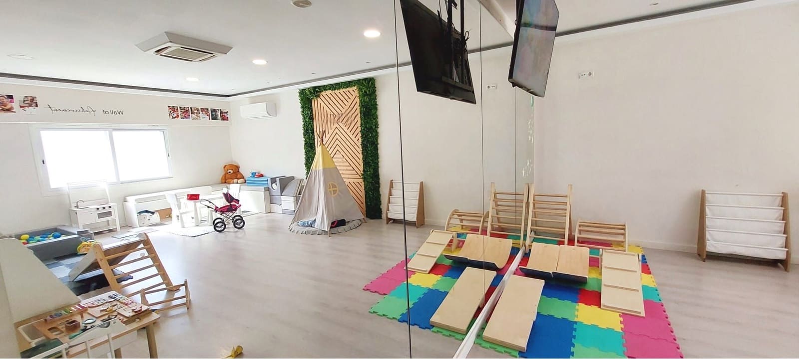 Erhverv til salg i Fuengirola - € 1.350.000 (Ref: 8619247)