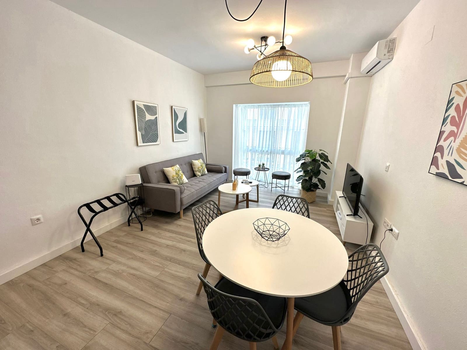 2 bedroom Apartment for sale in Malaga city - € 420,000 (Ref: 8619595)