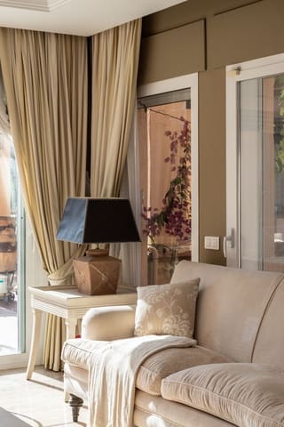 8 makuuhuone Huvila myytävänä paikassa El Velerín, Estepona mukana uima-altaan - 6 800 000 € (Ref: 8621052)