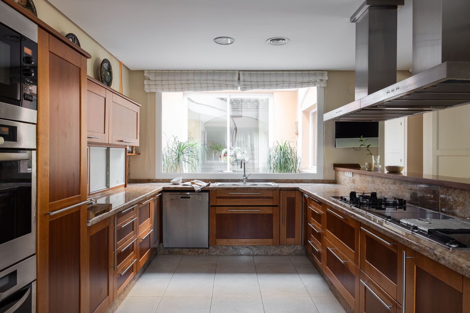 8 soverom Villa til salgs i El Velerin med svømmebasseng - € 6 800 000 (Ref: 8621052)