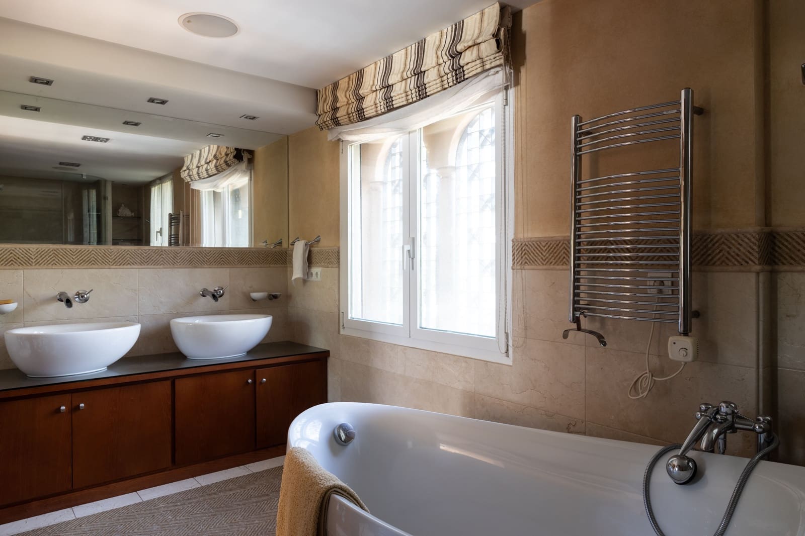 8 soverom Villa til salgs i El Velerin med svømmebasseng - € 6 800 000 (Ref: 8621052)