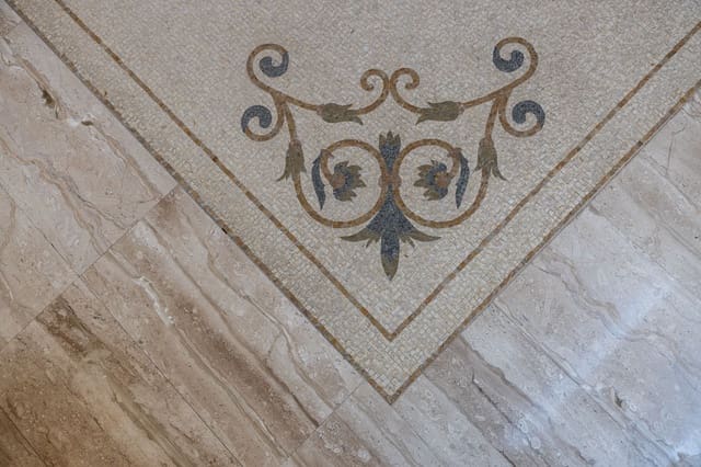 8 makuuhuone Huvila myytävänä paikassa El Velerín, Estepona mukana uima-altaan - 6 800 000 € (Ref: 8621052)