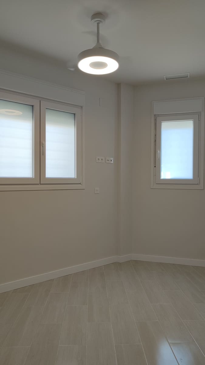 2 soveværelse Lejlighed til salg i Malaga by - € 283.000 (Ref: 8625444)