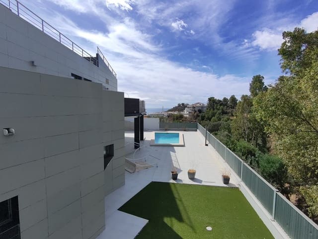5 makuuhuone Huvila myytävänä paikassa Benalmádena pueblo, Benalmádena mukana uima-altaan - 1 100 000 € (Ref: 8626104)