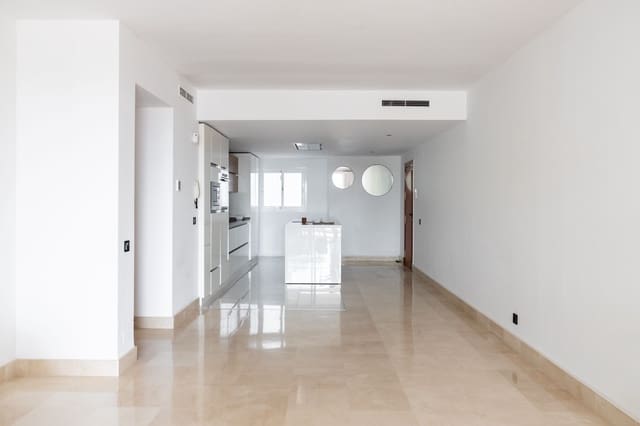 2 quarto Apartamento para venda em Los Naranjos, Marbella com piscina garagem - 515 000 € (Ref: 8628560)