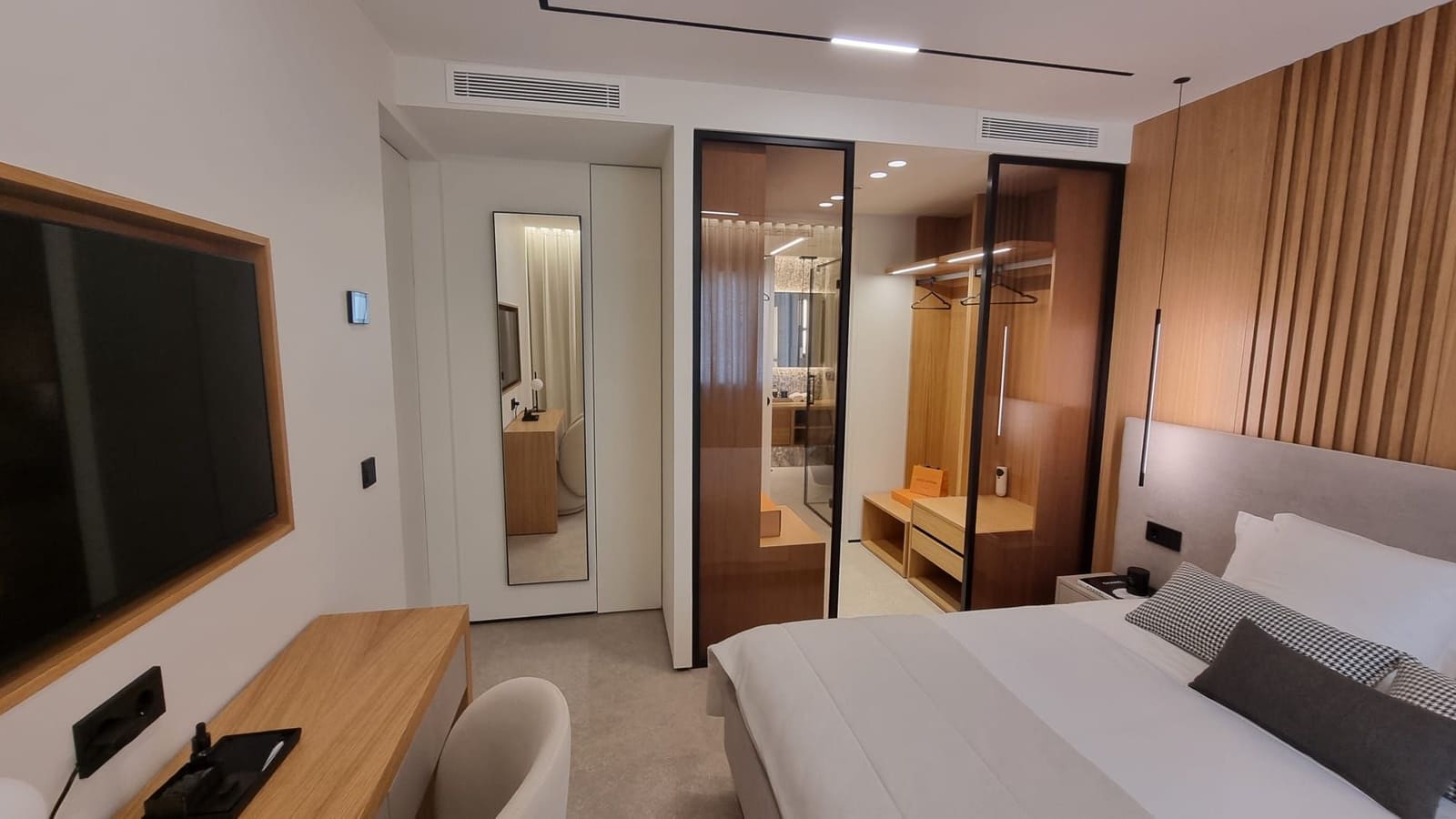 2 sypialnia Apartament na sprzedaż w Marbella z basenem - 749 000 € (Ref: 8633632)