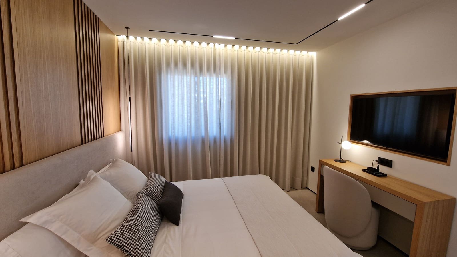 2 sypialnia Apartament na sprzedaż w Marbella z basenem - 749 000 € (Ref: 8633632)