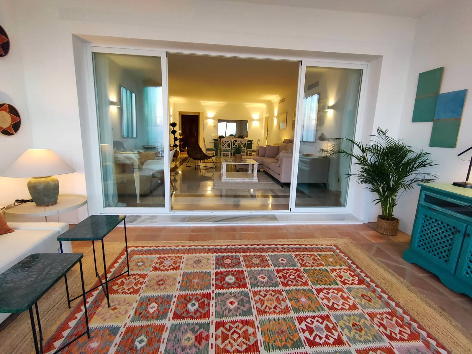 2 bedroom Apartment for sale in Benahavis - € 680,000 (Ref: 8644545)