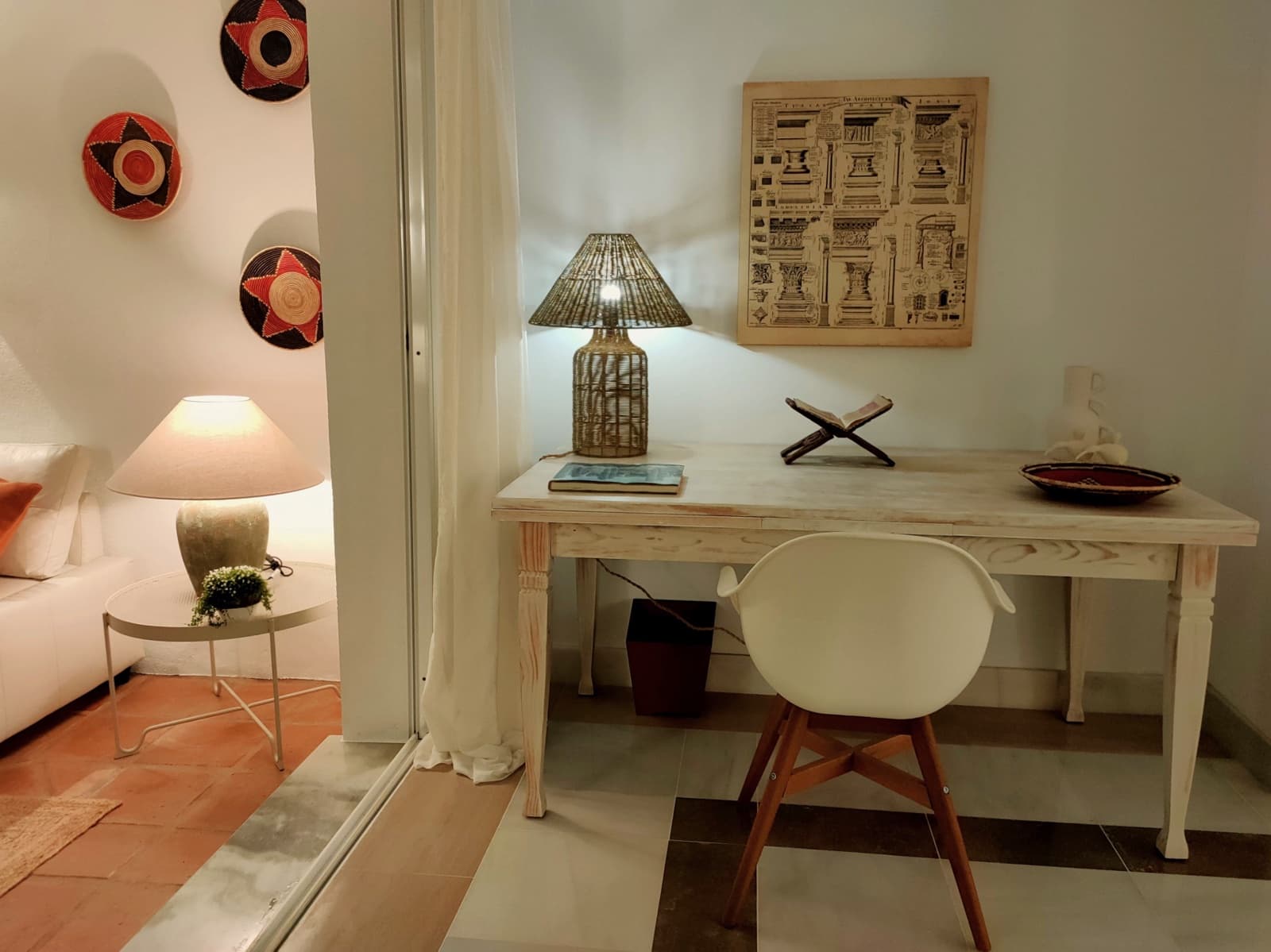 2 bedroom Apartment for sale in Benahavis - € 680,000 (Ref: 8644545)