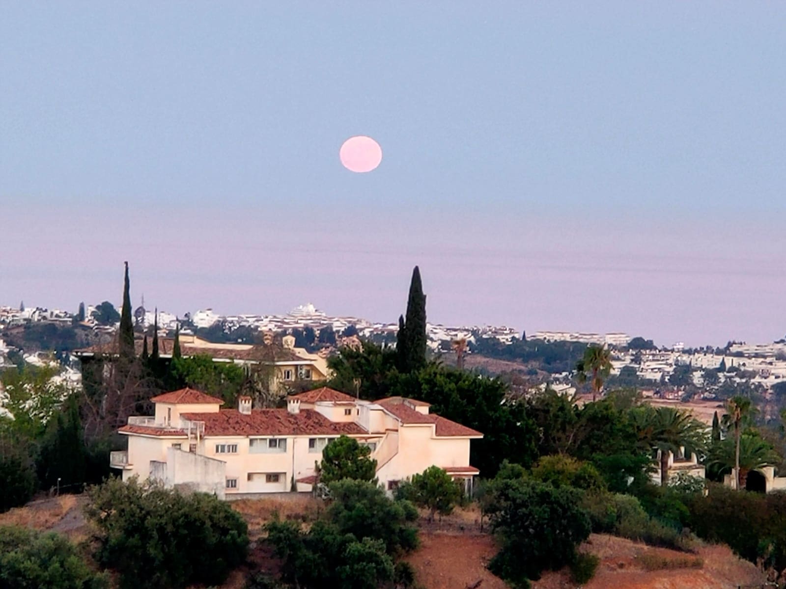 2 bedroom Apartment for sale in Benahavis - € 680,000 (Ref: 8644545)