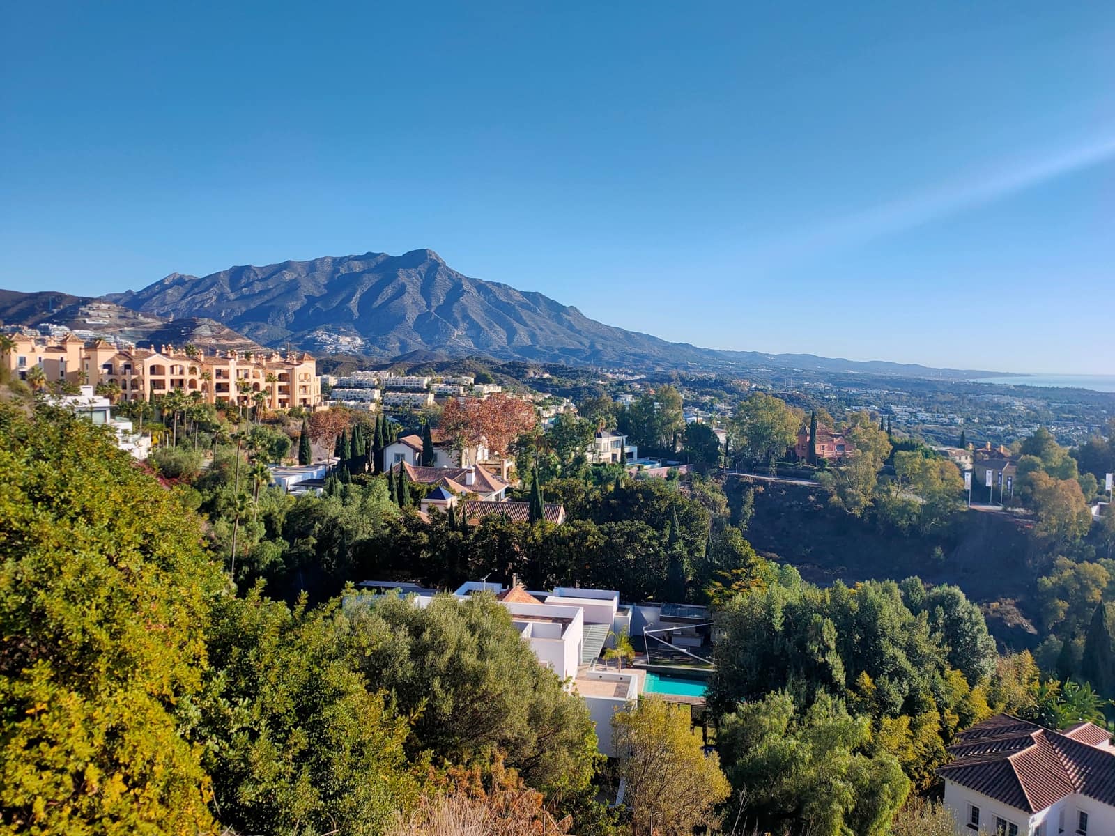 2 bedroom Apartment for sale in Benahavis - € 680,000 (Ref: 8644545)