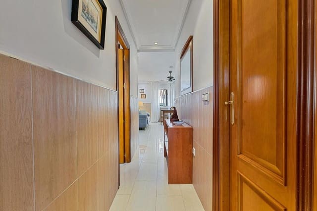 2 makuuhuone Huoneisto myytävänä paikassa Fuengirola - 298 000 € (Ref: 8676609)