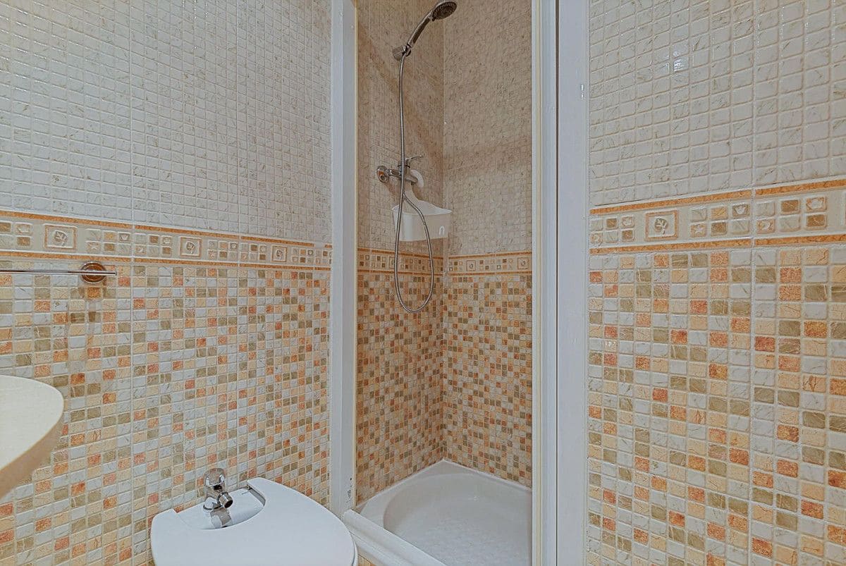 2 makuuhuone Huoneisto myytävänä paikassa Fuengirola - 298 000 € (Ref: 8676609)