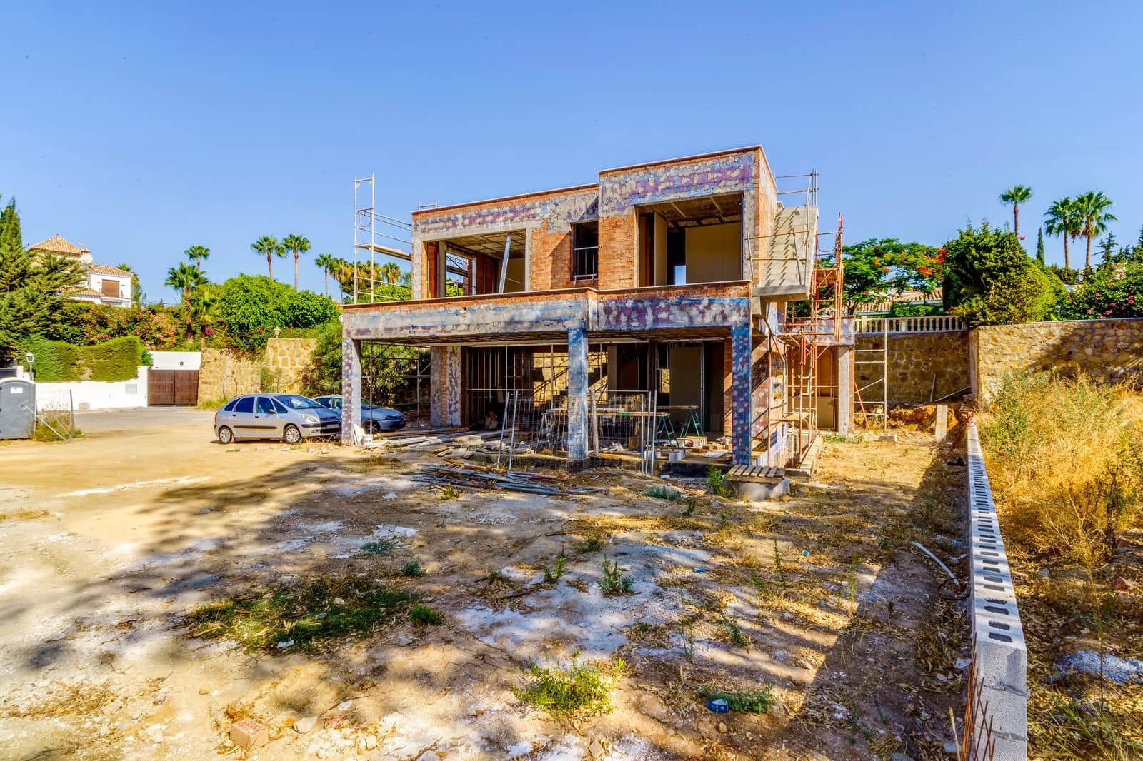 3 bedroom Villa for sale in Estepona with pool - € 1,950,000 (Ref: 8683653)