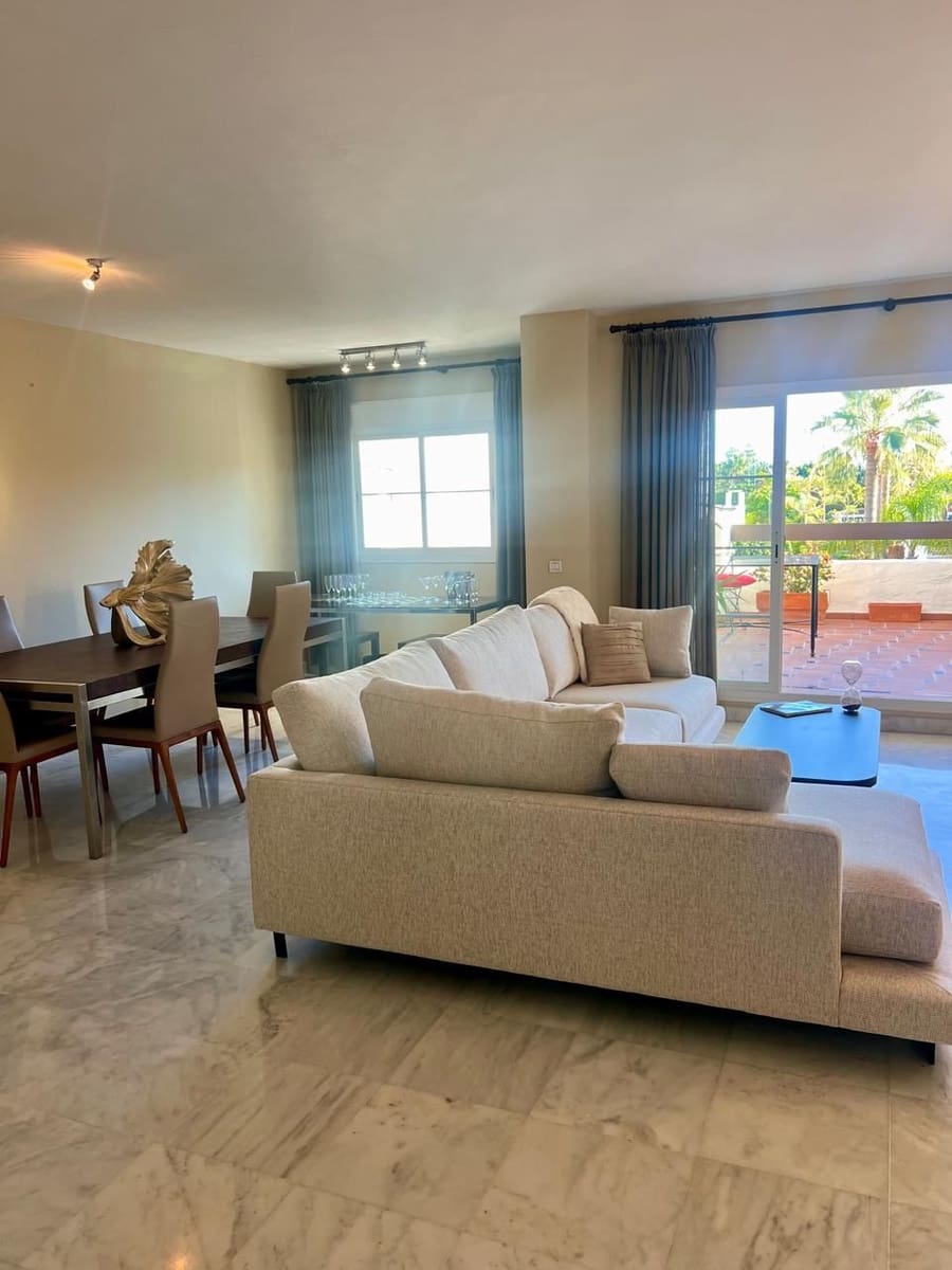 4 soverom Leilighet til leie i San Pedro de Alcantara - € 7 500 (Ref: 8699389)