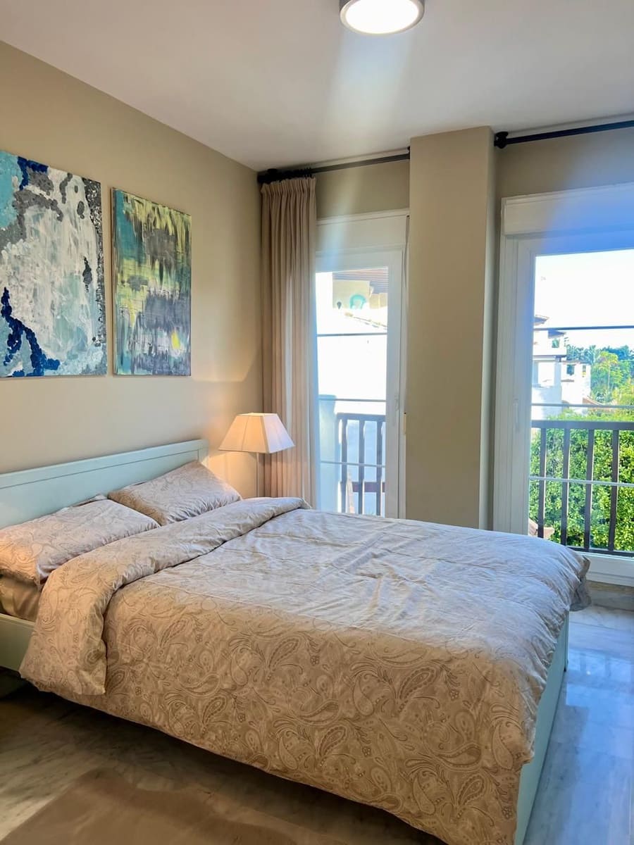 4 soverom Leilighet til leie i San Pedro de Alcantara - € 7 500 (Ref: 8699389)