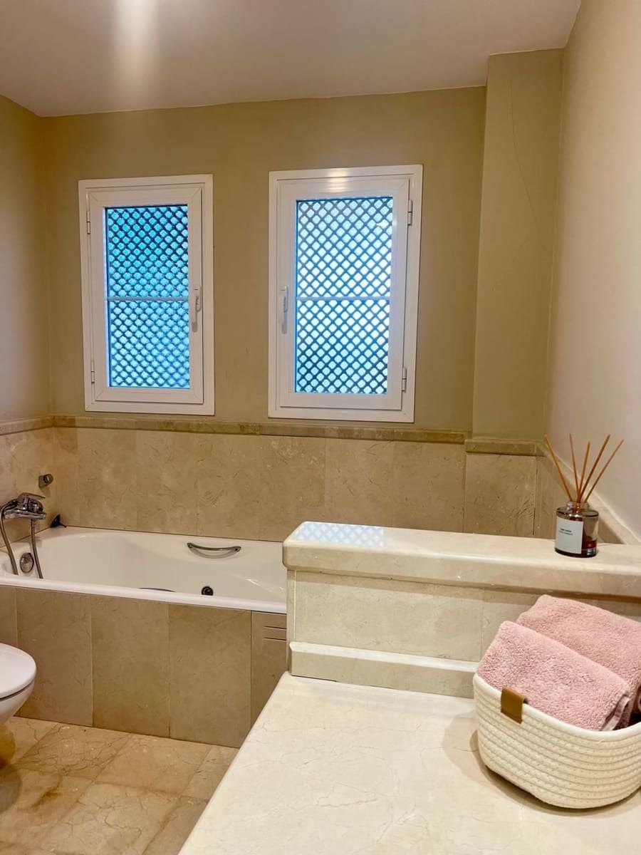 4 soverom Leilighet til leie i San Pedro de Alcantara - € 7 500 (Ref: 8699389)