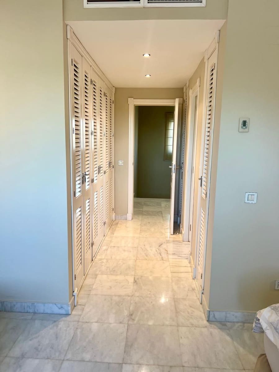 4 soverom Leilighet til leie i San Pedro de Alcantara - € 7 500 (Ref: 8699389)