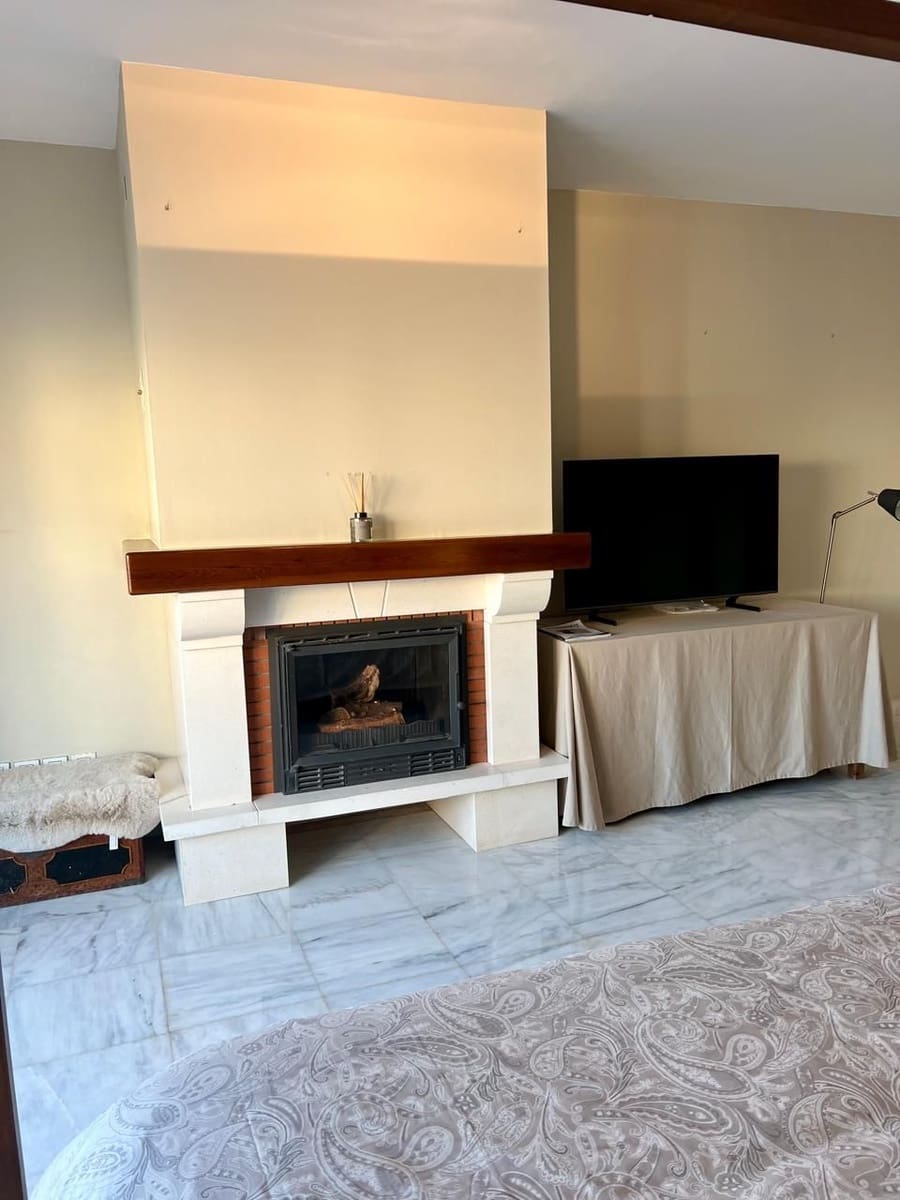 4 soverom Leilighet til leie i San Pedro de Alcantara - € 7 500 (Ref: 8699389)