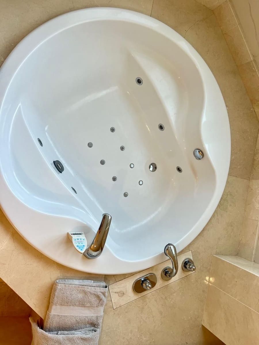 4 soverom Leilighet til leie i San Pedro de Alcantara - € 7 500 (Ref: 8699389)