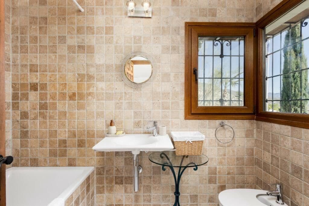 Finca/Landehus til salg i Lanjaron - € 3.000.000 (Ref: 8701424)