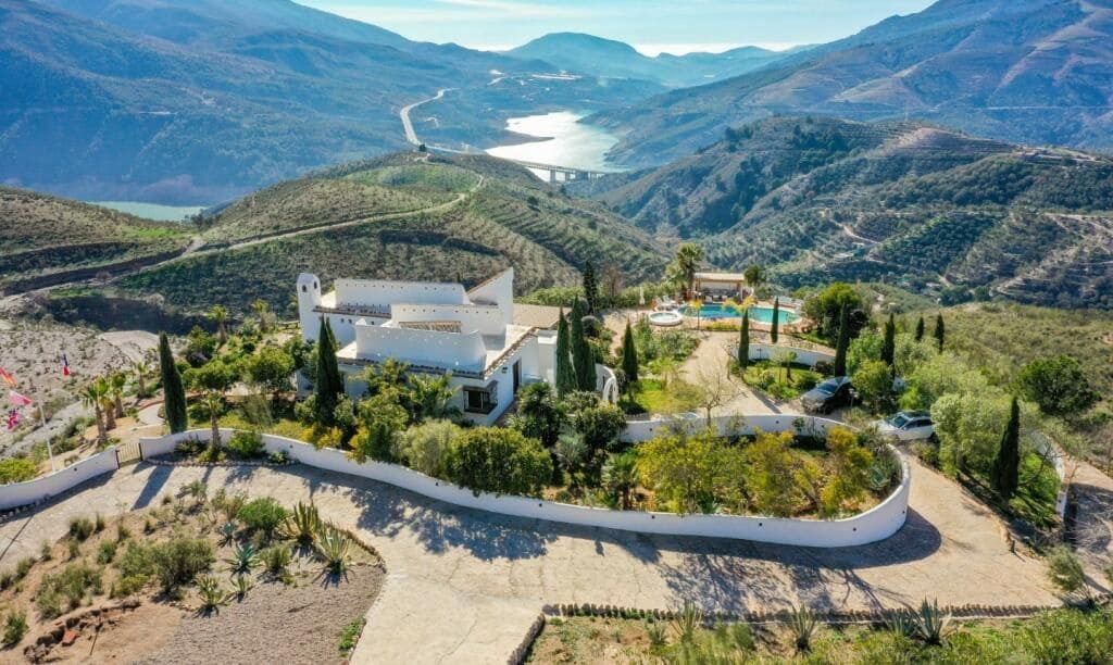 Finca/Landehus til salg i Lanjaron - € 3.000.000 (Ref: 8701424)