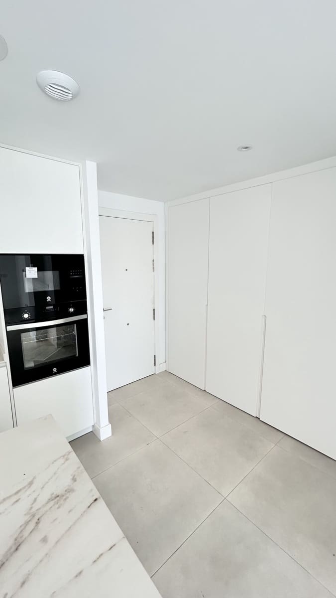 2 Zimmer Apartment zu verkaufen in Fuengirola mit Pool - 599.000 € (Ref: 8703101)