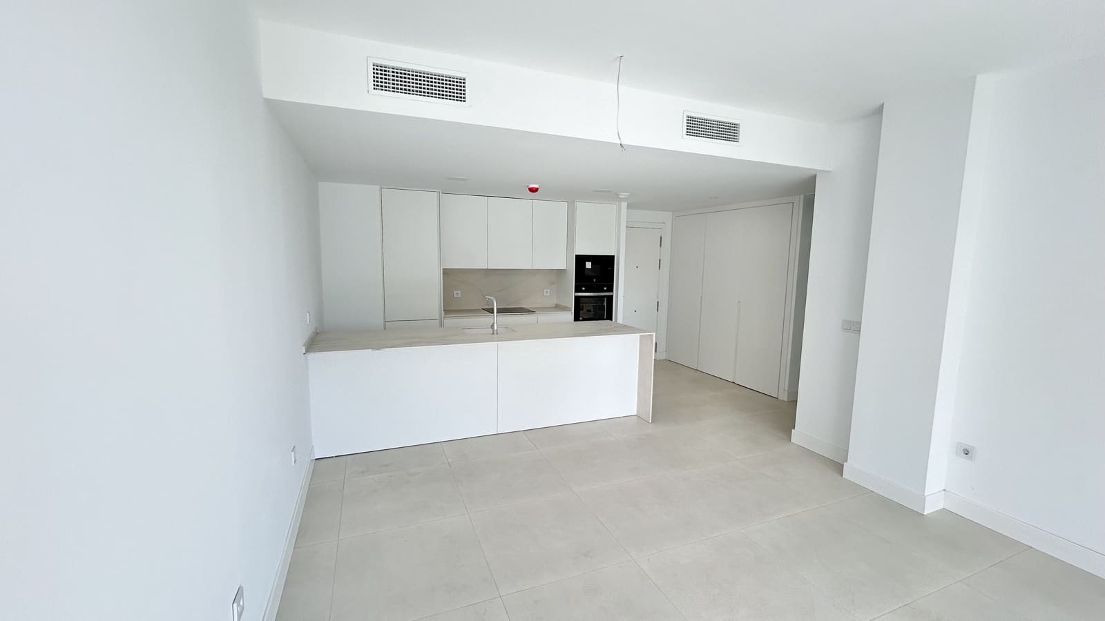 2 Zimmer Apartment zu verkaufen in Fuengirola mit Pool - 599.000 € (Ref: 8703101)