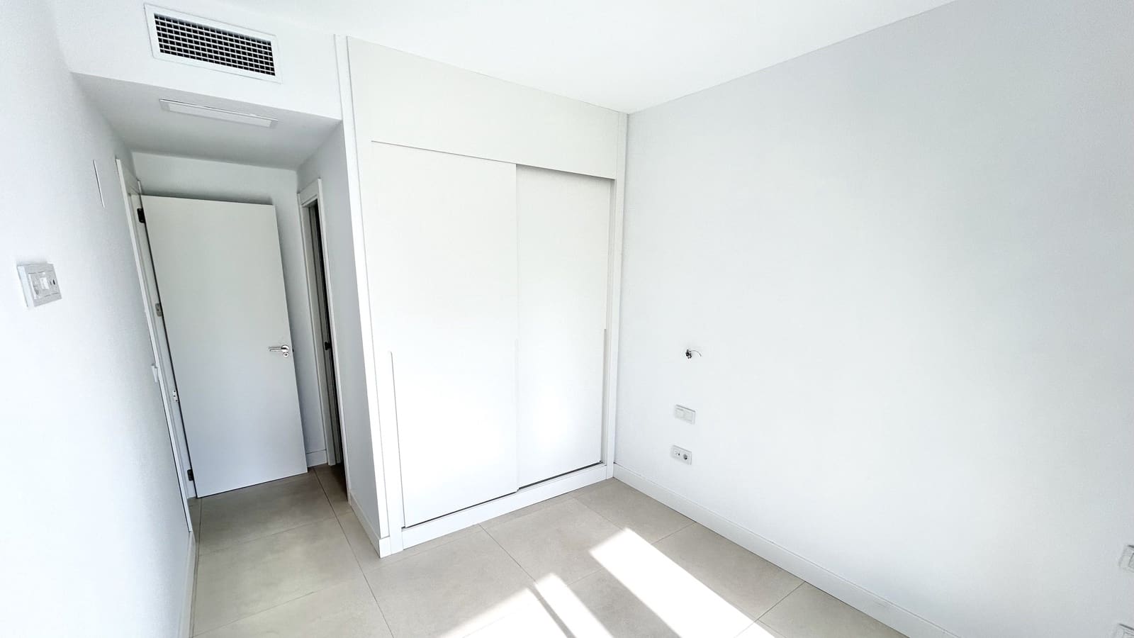 2 Zimmer Apartment zu verkaufen in Fuengirola mit Pool - 599.000 € (Ref: 8703101)