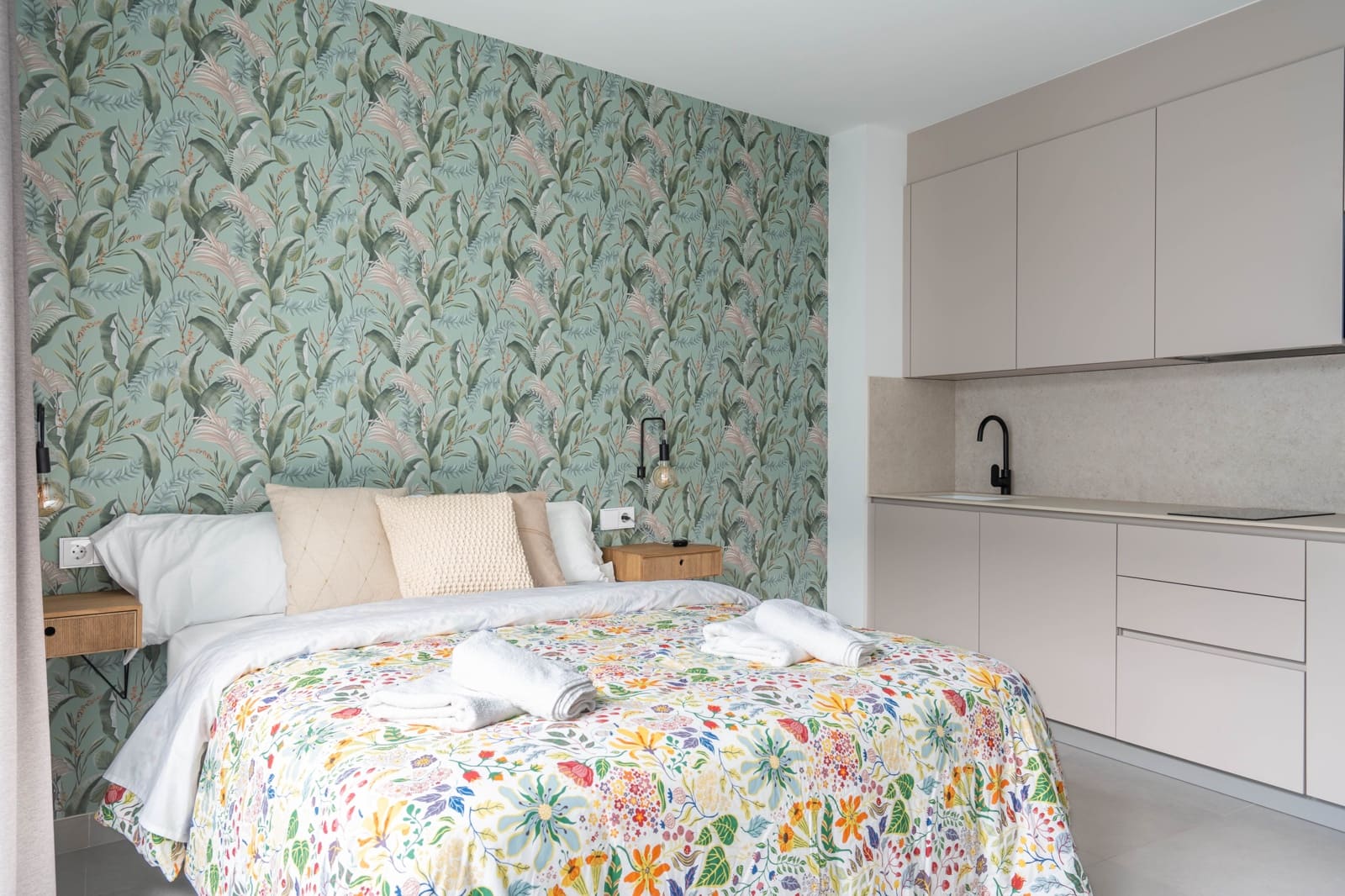 15 soveværelse Byhus til salg i Malaga by - € 4.800.000 (Ref: 8703247)