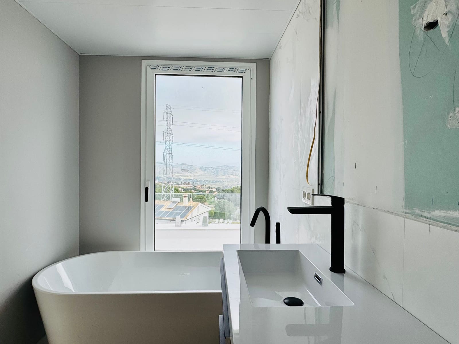 4 quarto Moradia para venda em Alhaurin de la Torre - 890 000 € (Ref: 8735797)