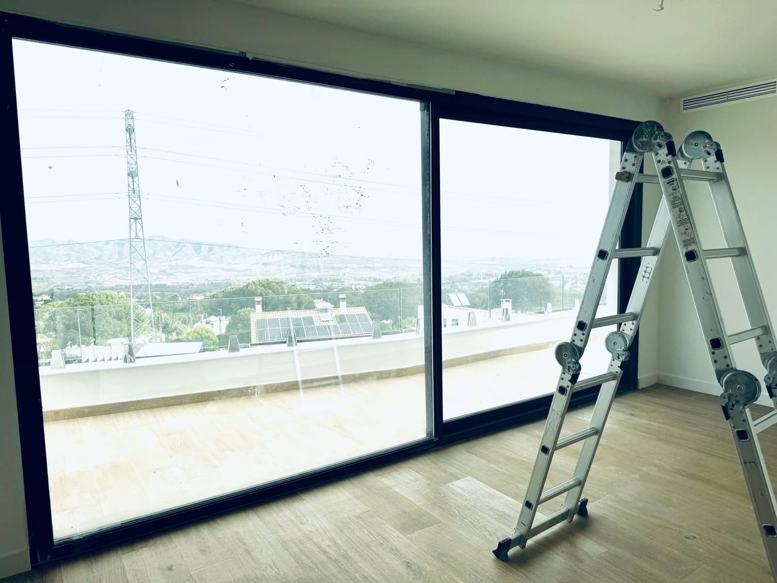 4 quarto Moradia para venda em Alhaurin de la Torre - 890 000 € (Ref: 8735797)