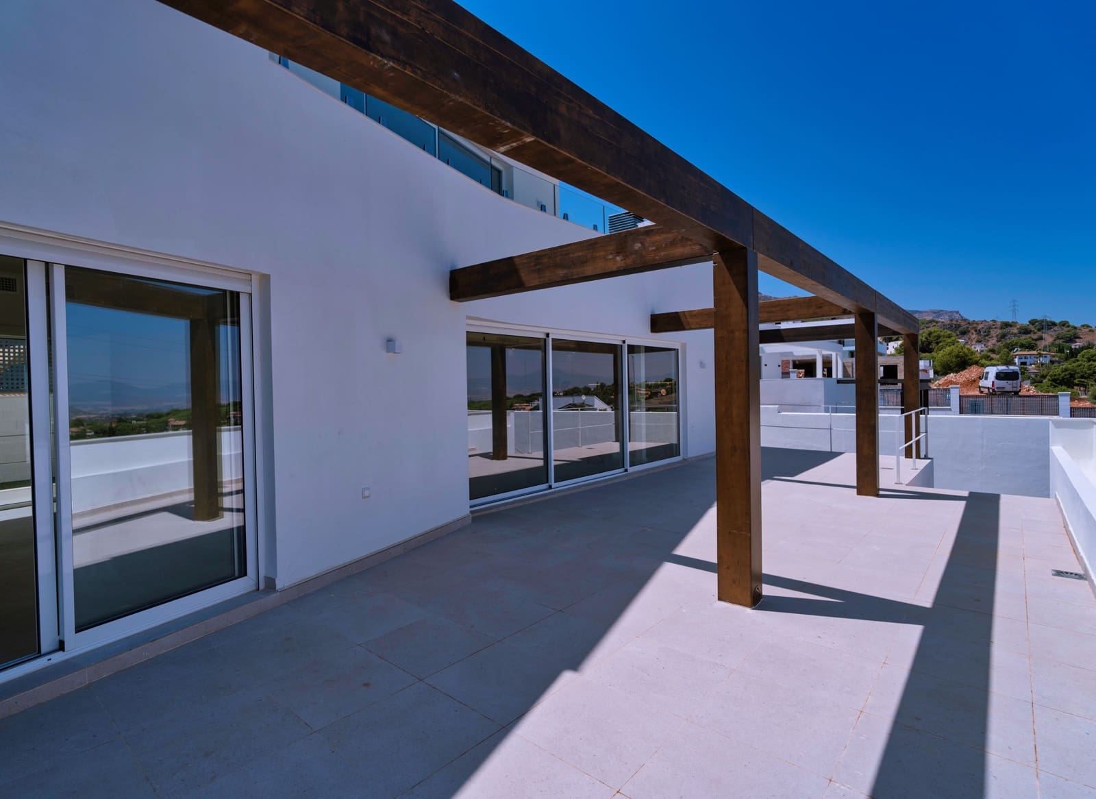 Chalet de 4 habitaciones en Alhaurín de la Torre en venta - 890.000 € (Ref: 8735797)