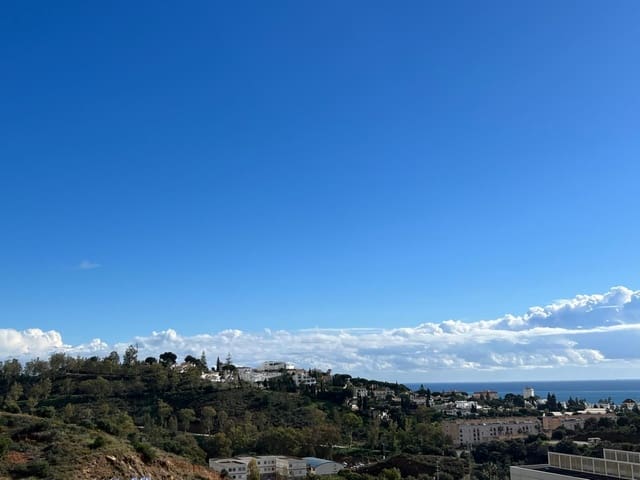 Byhus til salg i Mijas Costa, Mijas - € 1.850.000 (Ref: 8736120)