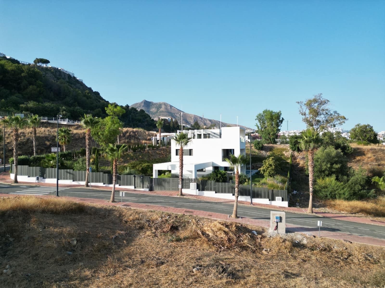 4 bedroom Villa for sale in Benalmadena - € 2,700,000 (Ref: 8736576)