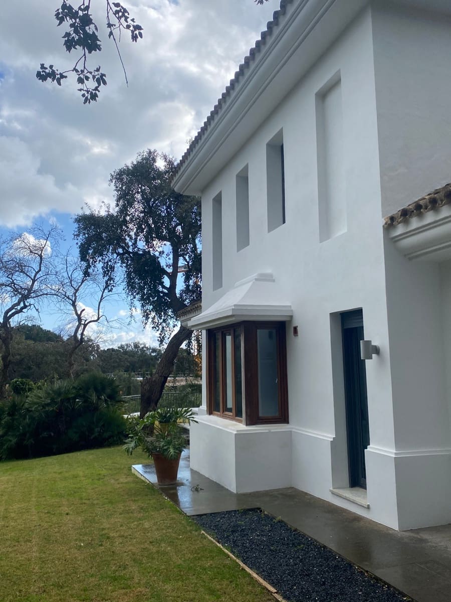 5 soveværelse Byhus til salg i Sotogrande med swimmingpool - € 2.500.000 (Ref: 8737117)