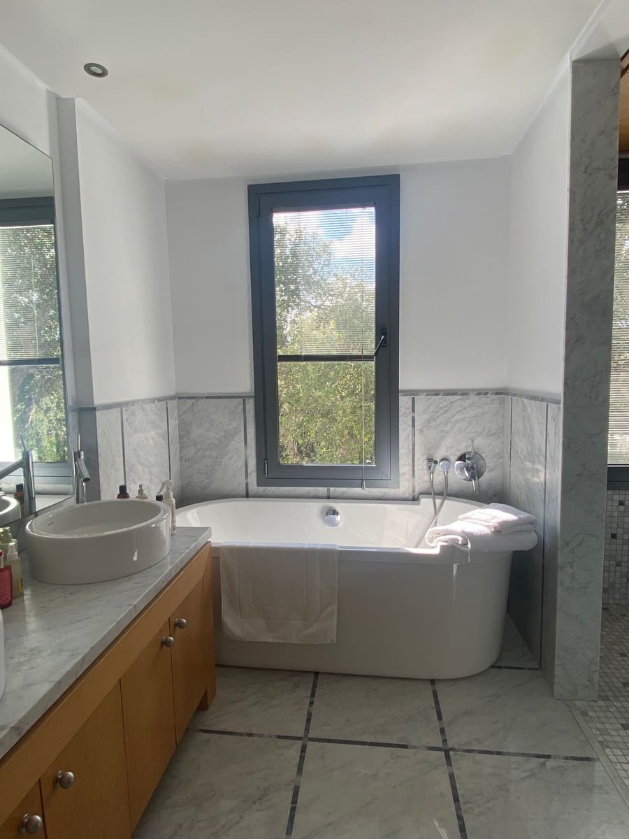 5 soveværelse Byhus til salg i Sotogrande med swimmingpool - € 2.500.000 (Ref: 8737117)