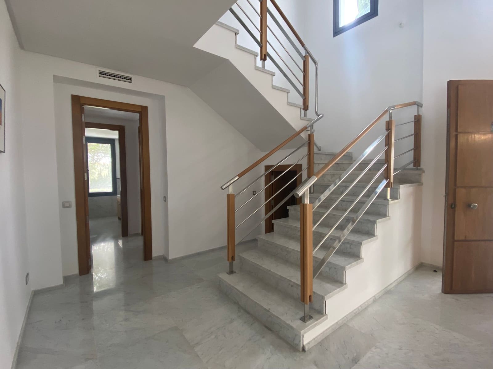 5 soveværelse Byhus til salg i Sotogrande med swimmingpool - € 2.500.000 (Ref: 8737117)