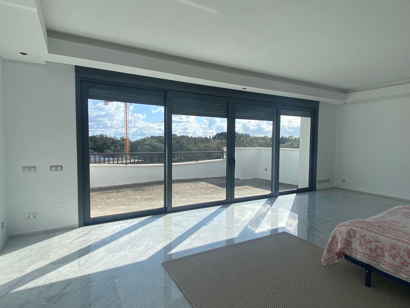 5 soveværelse Byhus til salg i Sotogrande med swimmingpool - € 2.500.000 (Ref: 8737117)