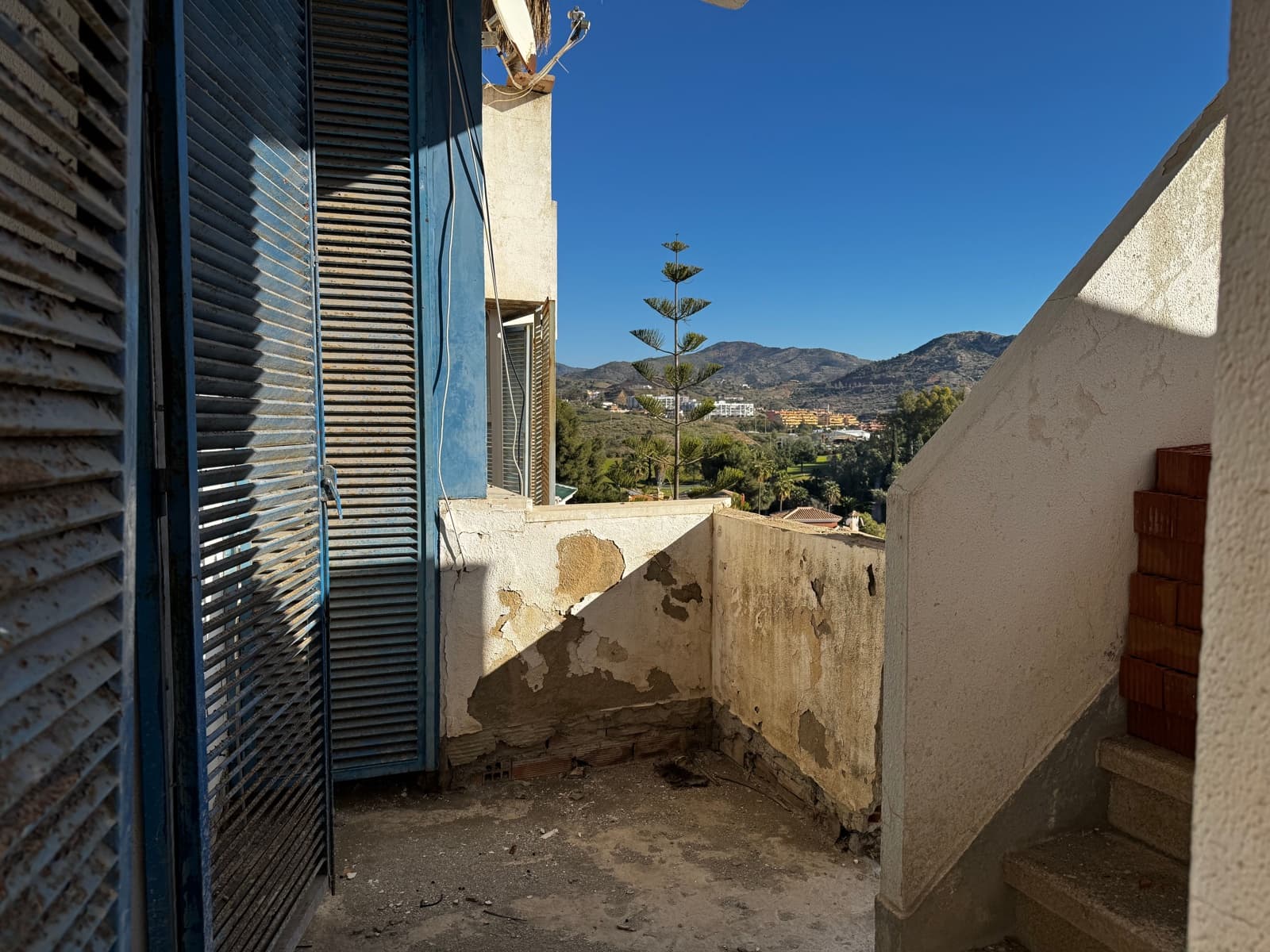 4 makuuhuone Huvila myytävänä paikassa Malaga kaupunki - 890 000 € (Ref: 8744648)