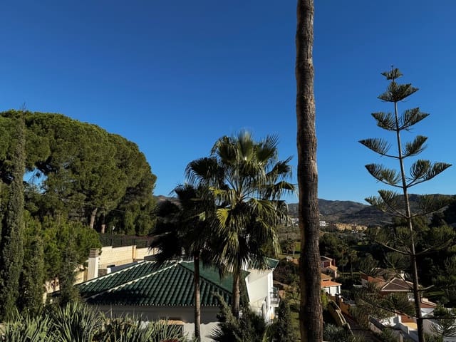 4 makuuhuone Huvila myytävänä paikassa Málaga kaupunki - 890 000 € (Ref: 8744648)