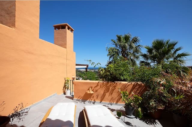3 quarto Penthouse para venda em Marbella com piscina - 1 144 000 € (Ref: 8765529)