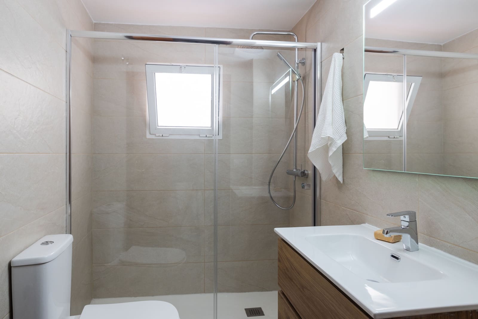 1 bedroom Apartment for rent in Malaga city - € 1,200 (Ref: 8765667)