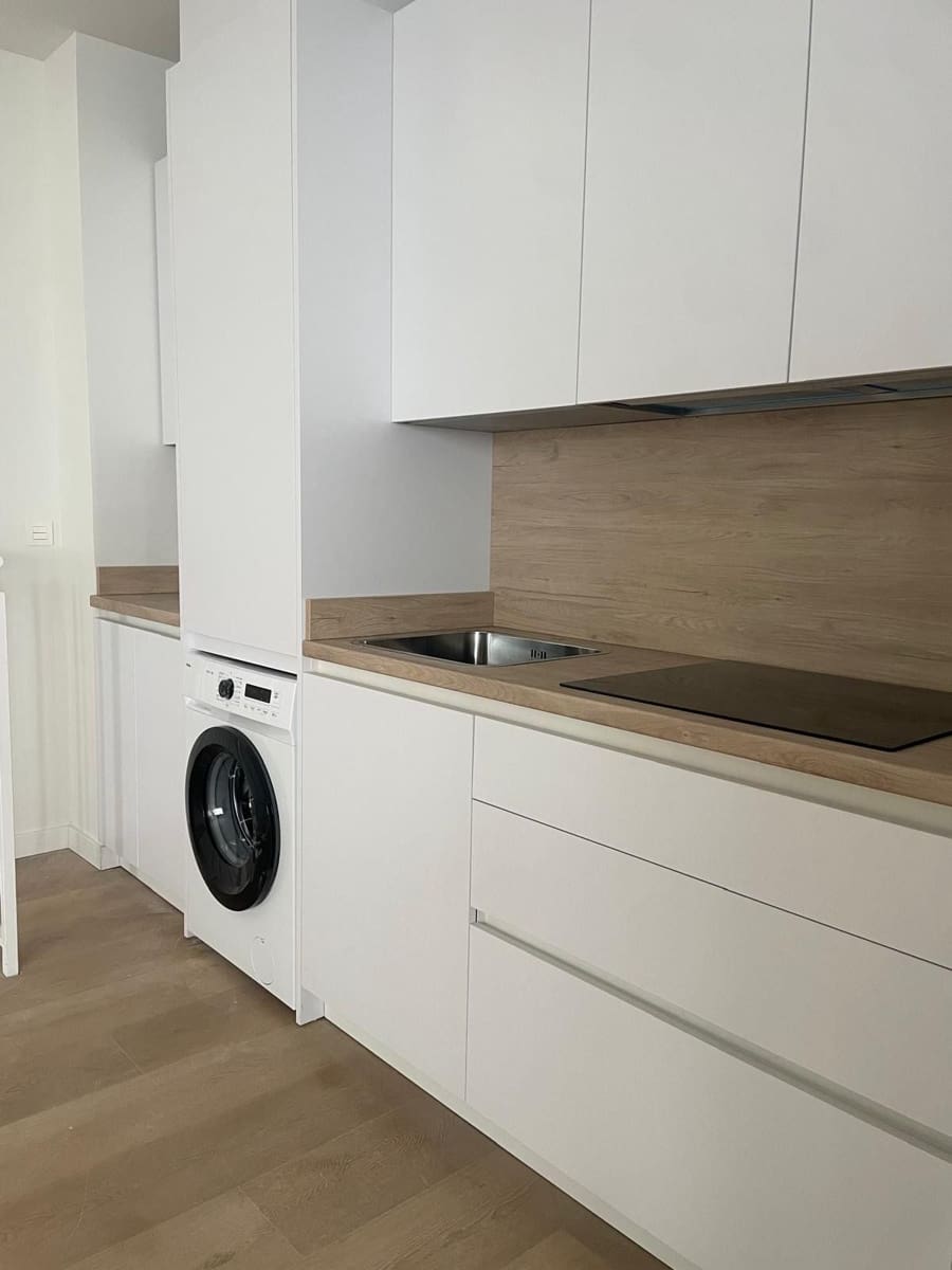 2 soveværelse Lejlighed til salg i Malaga by - € 390.000 (Ref: 8771141)