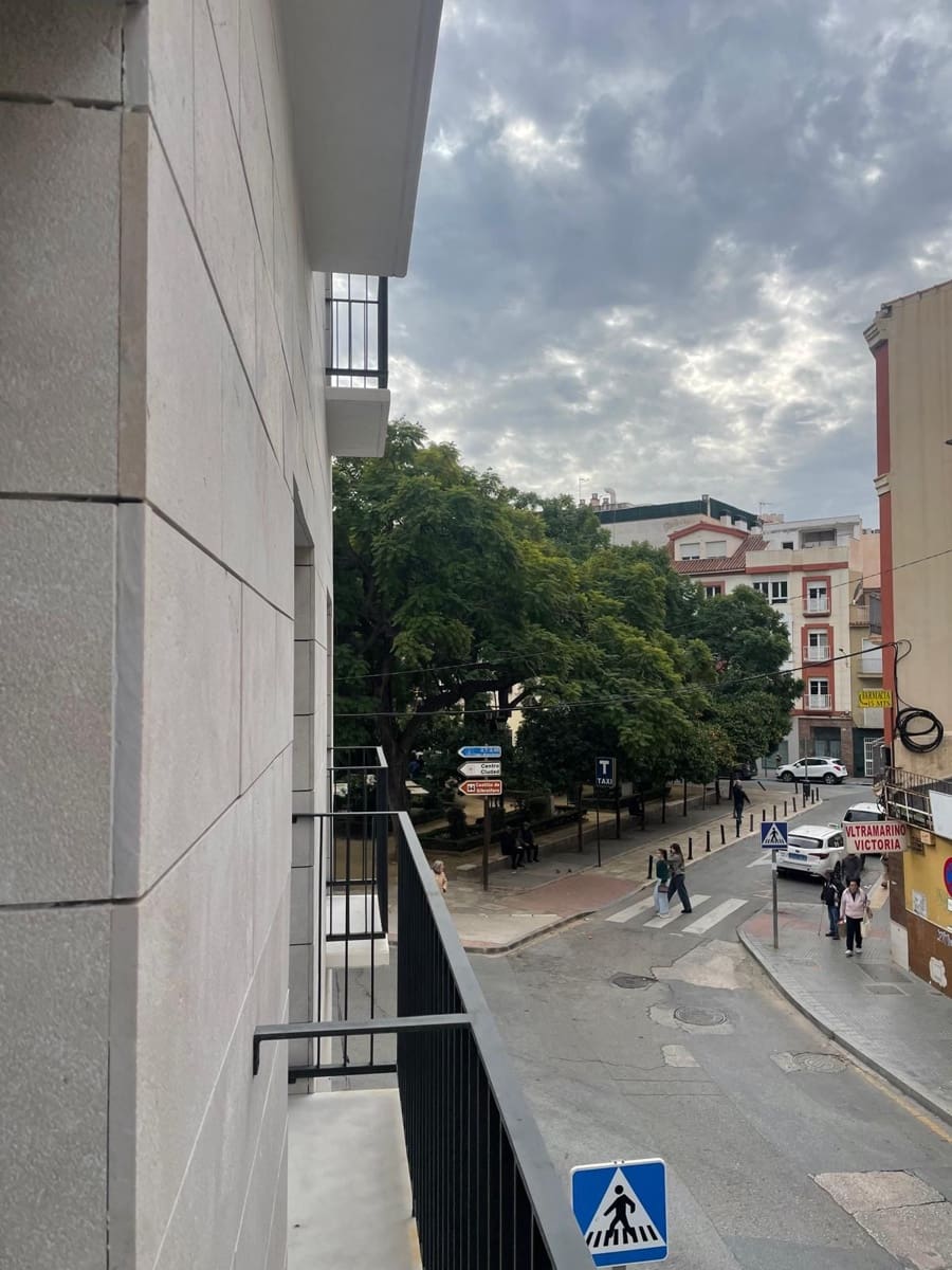 2 soveværelse Lejlighed til salg i Malaga by - € 390.000 (Ref: 8771141)