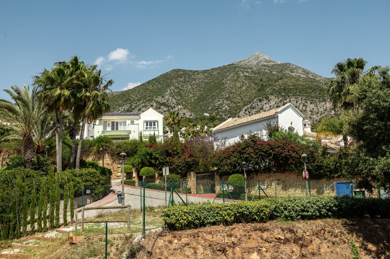 3 sypialnia Dom na sprzedaż w Istan z basenem - 849 000 € (Ref: 8774866)